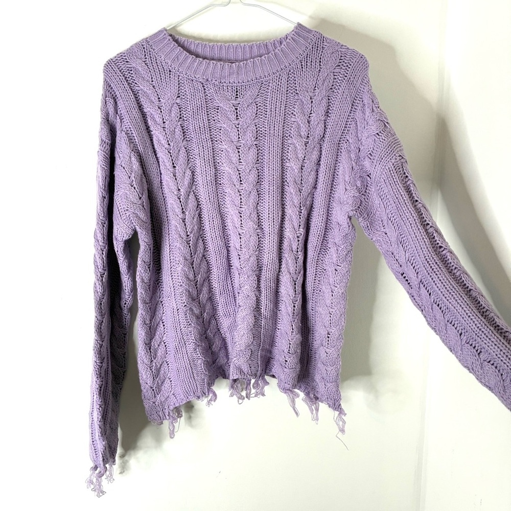 AQUA Lilac Purple Raw Hem Cable Knit Crew Neck Sweater